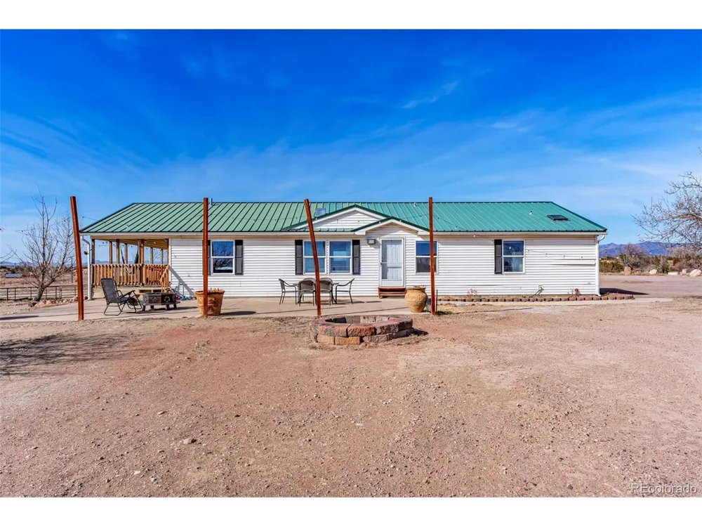340 12th Street Penrose, CO 81240