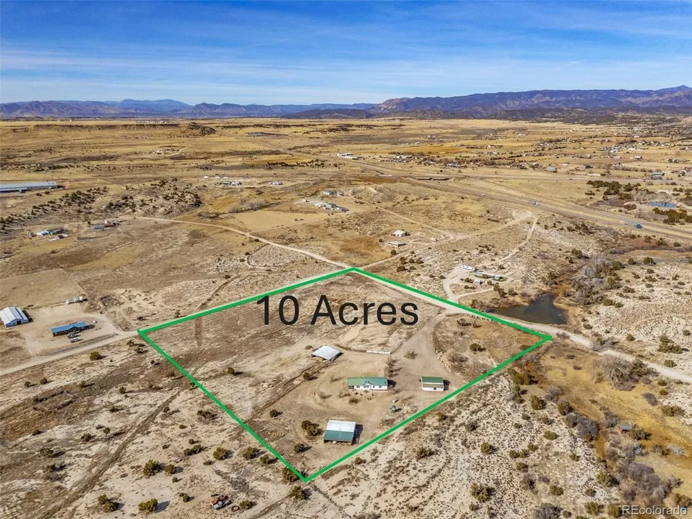 340 12th Street Penrose, CO 81240