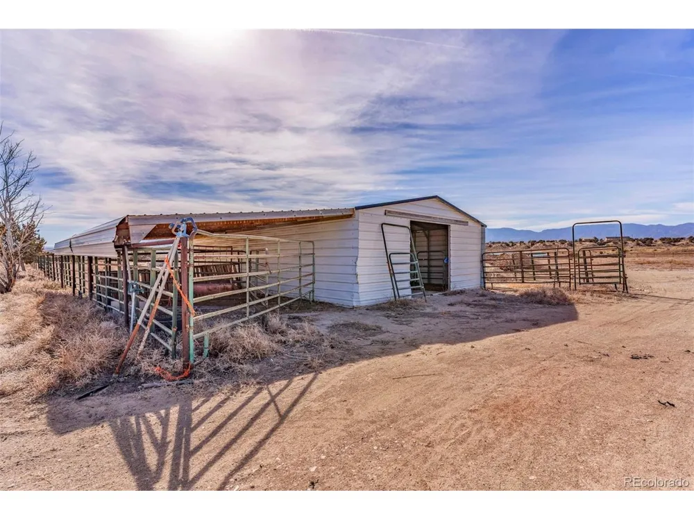 340 12th Street Penrose, CO 81240