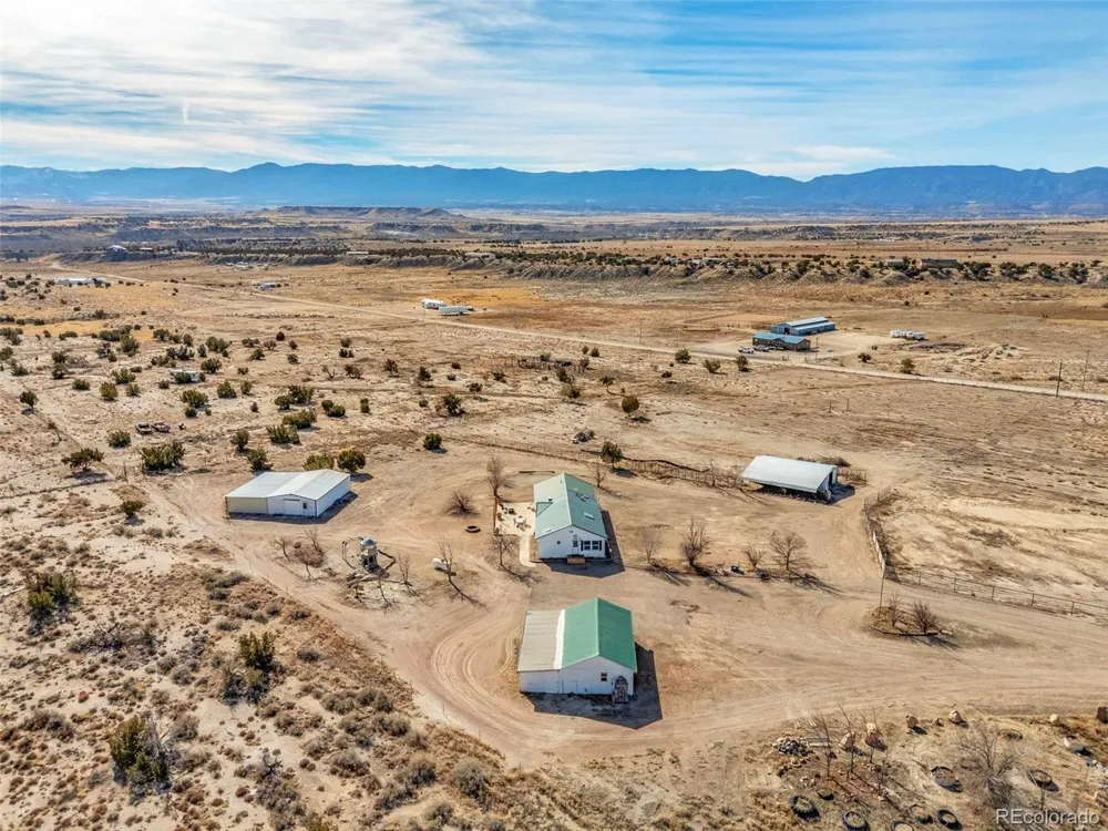 340 12th Street Penrose, CO 81240