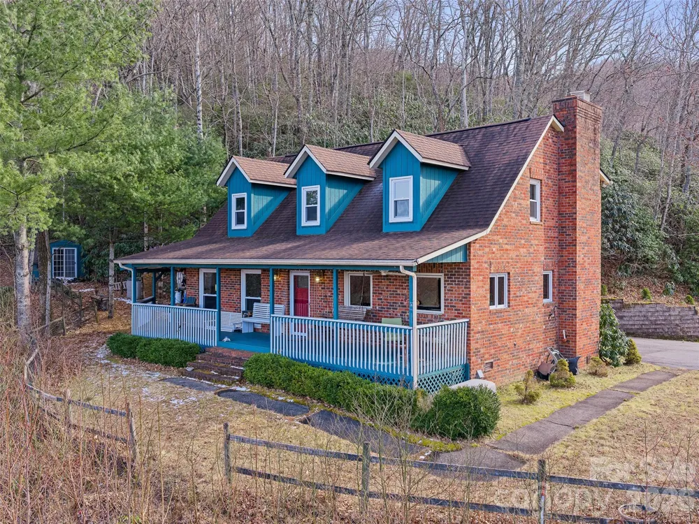 126 Wildflower Cove Drive Swannanoa, NC 28778