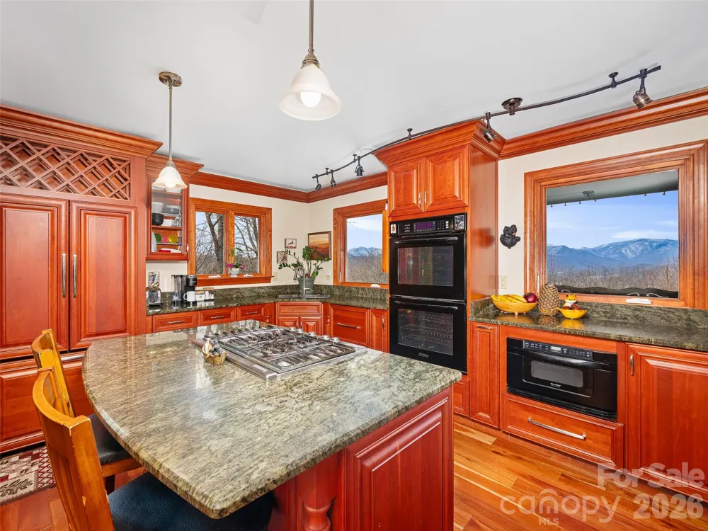 126 Wildflower Cove Drive Swannanoa, NC 28778