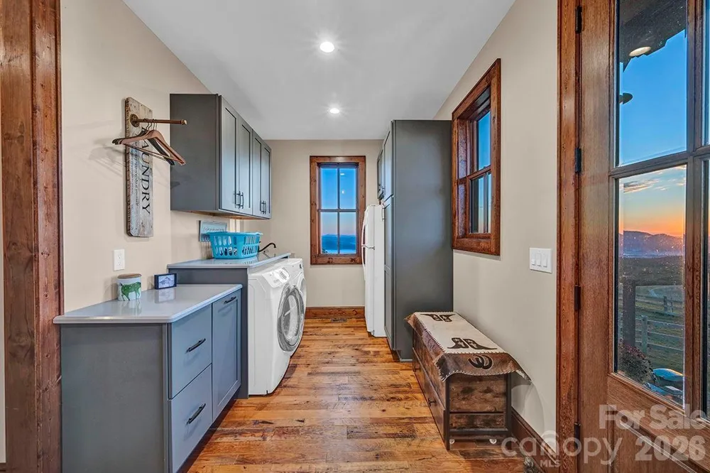 217 Sunrise Vista Lane Banner Elk, NC 28604