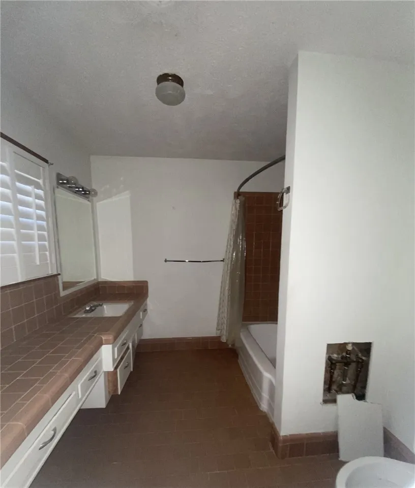 1119 Jefferson Street Alice, TX 78332