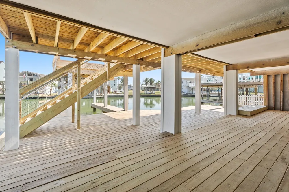 16623 Jamaica Cove Road Jamaica Beach, TX 77554