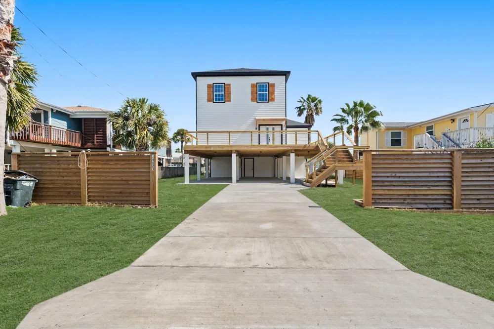 16623 Jamaica Cove Road Jamaica Beach, TX 77554