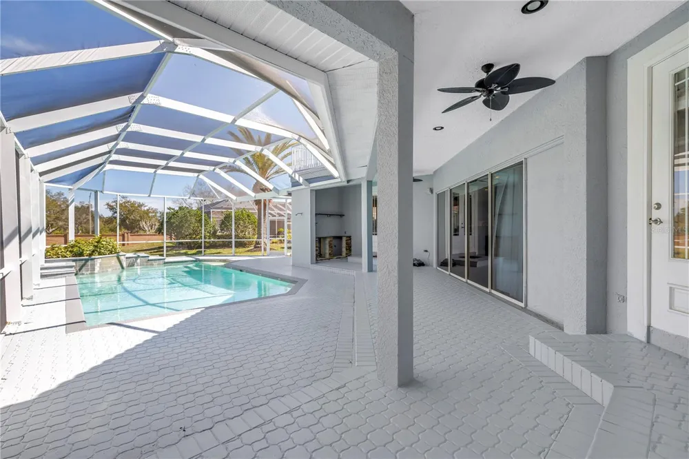14365 EAGLE POINTE DRIVE Clearwater, FL 33762