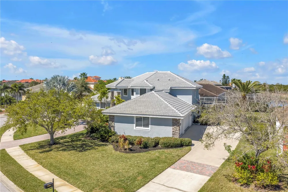 14365 EAGLE POINTE DRIVE Clearwater, FL 33762