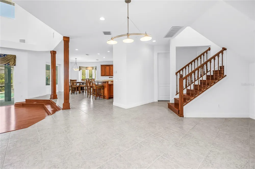 14365 EAGLE POINTE DRIVE Clearwater, FL 33762