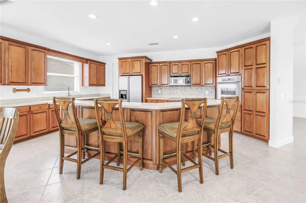 14365 EAGLE POINTE DRIVE Clearwater, FL 33762