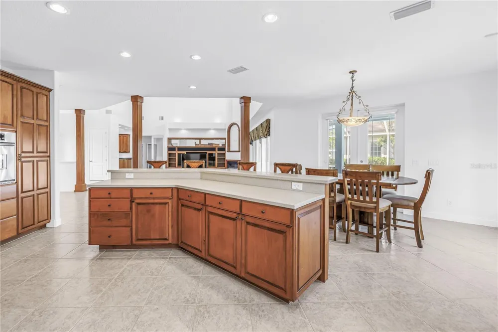 14365 EAGLE POINTE DRIVE Clearwater, FL 33762
