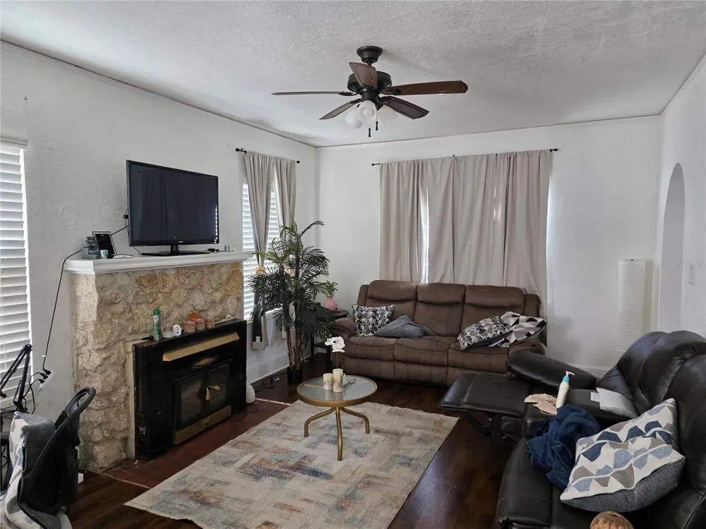 847 S RIDGEWOOD AVENUE Daytona Beach, FL 32114