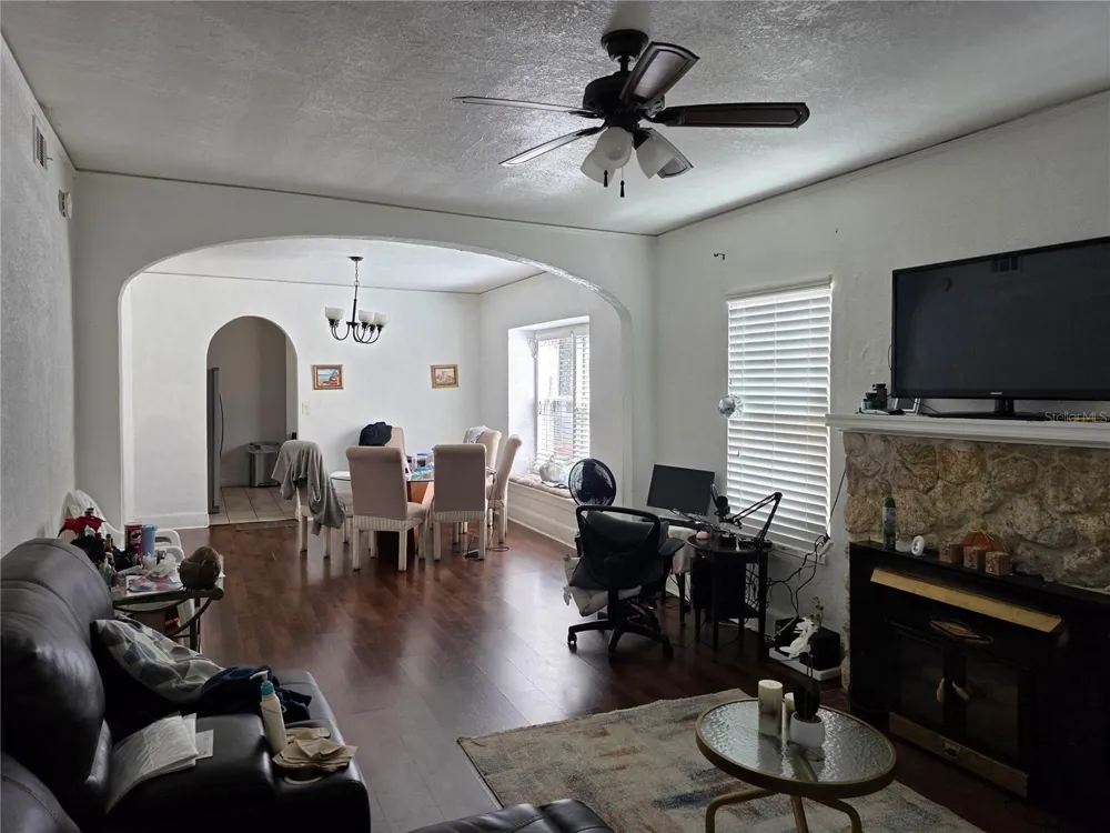 847 S RIDGEWOOD AVENUE Daytona Beach, FL 32114