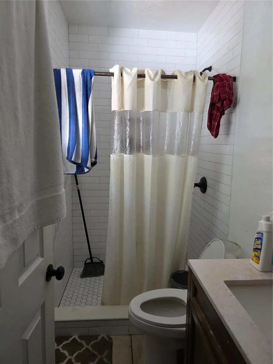 847 S RIDGEWOOD AVENUE Daytona Beach, FL 32114