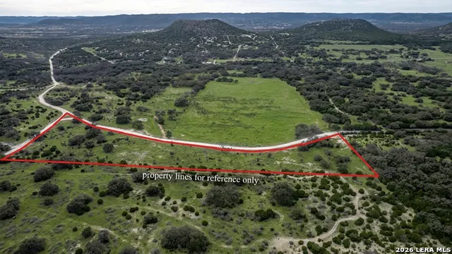 00000 Little Dry Frio RD Leakey, TX 78873