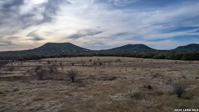 00000 Little Dry Frio RD Leakey, TX 78873