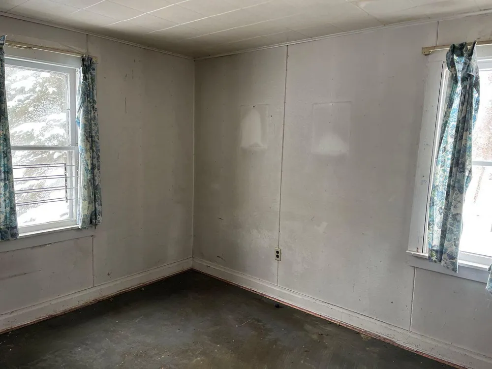343 E Dubois Idlewild, MI 49642