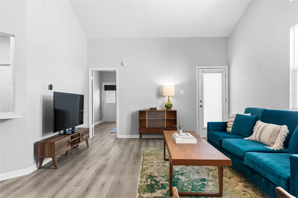 6501 Brush Country Road #137 Austin, TX 78749