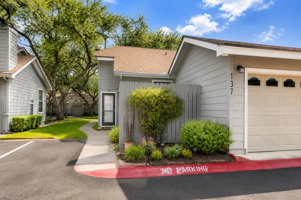6501 Brush Country Road #137 Austin, TX 78749
