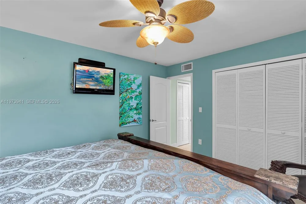 1218 Mockingbird Rd Key Largo, FL 33037