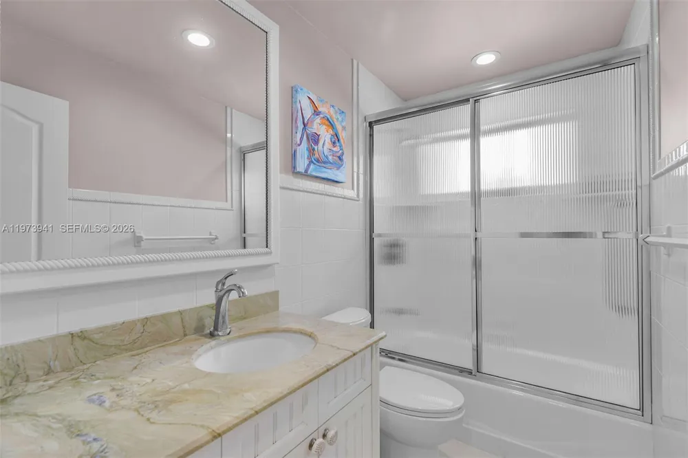 1218 Mockingbird Rd Key Largo, FL 33037