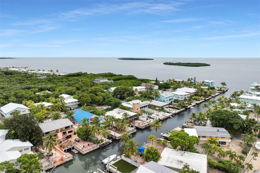 1218 Mockingbird Rd Key Largo, FL 33037