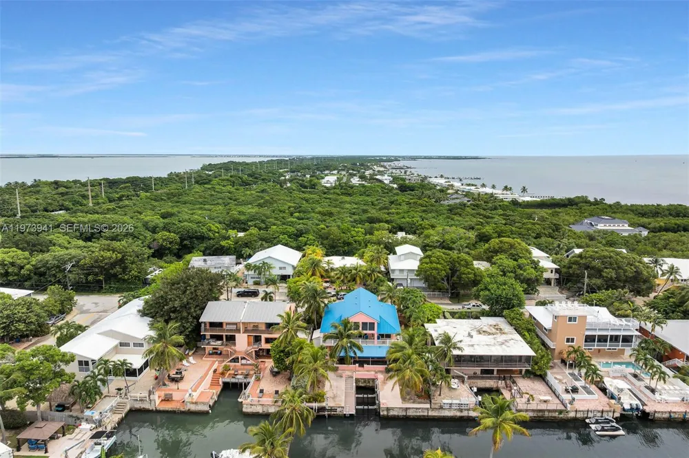 1218 Mockingbird Rd Key Largo, FL 33037