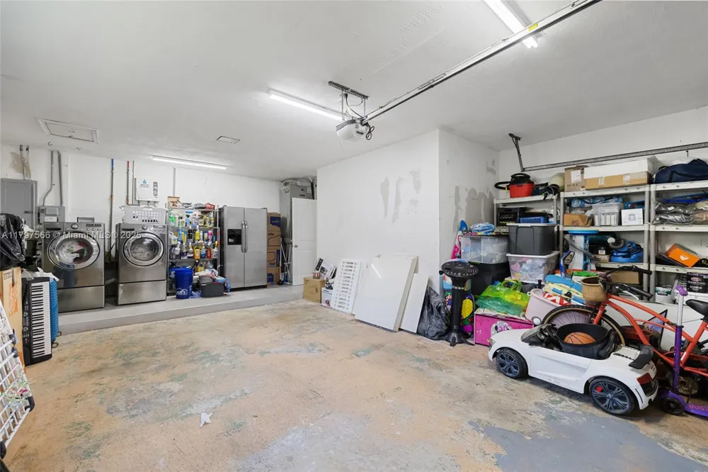 20375 NE 22nd Pl Miami, FL 33180