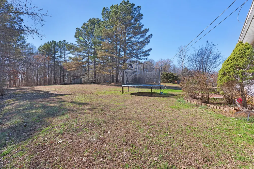 341 Melodie Cir Henderson, TN 38340