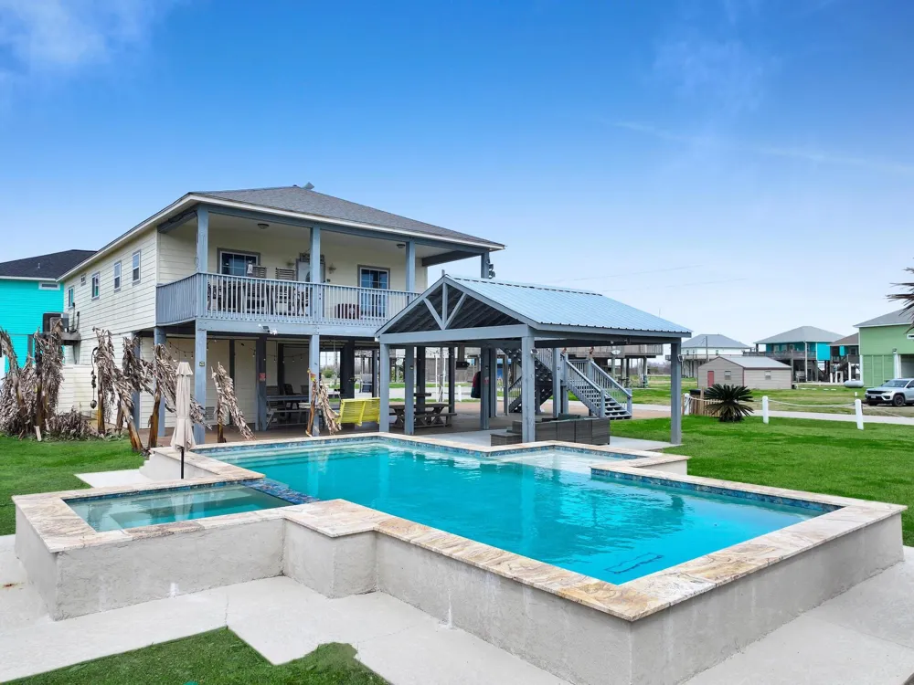 959 Tidelands Drive Port Bolivar, TX 77650
