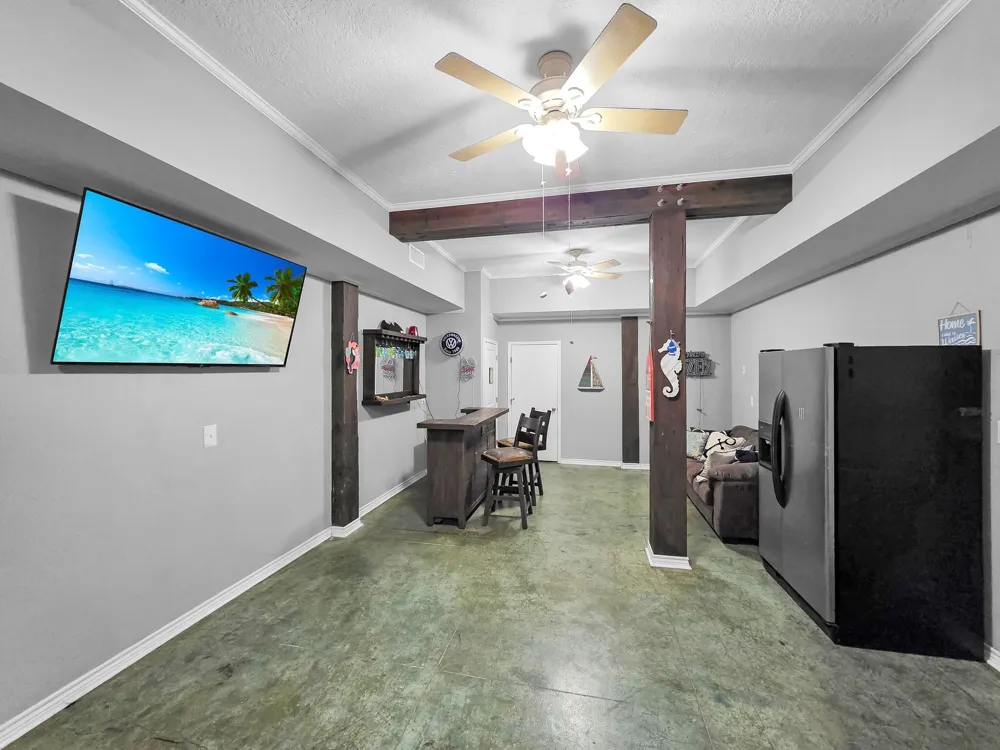 959 Tidelands Drive Port Bolivar, TX 77650