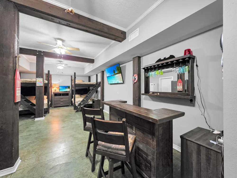 959 Tidelands Drive Port Bolivar, TX 77650
