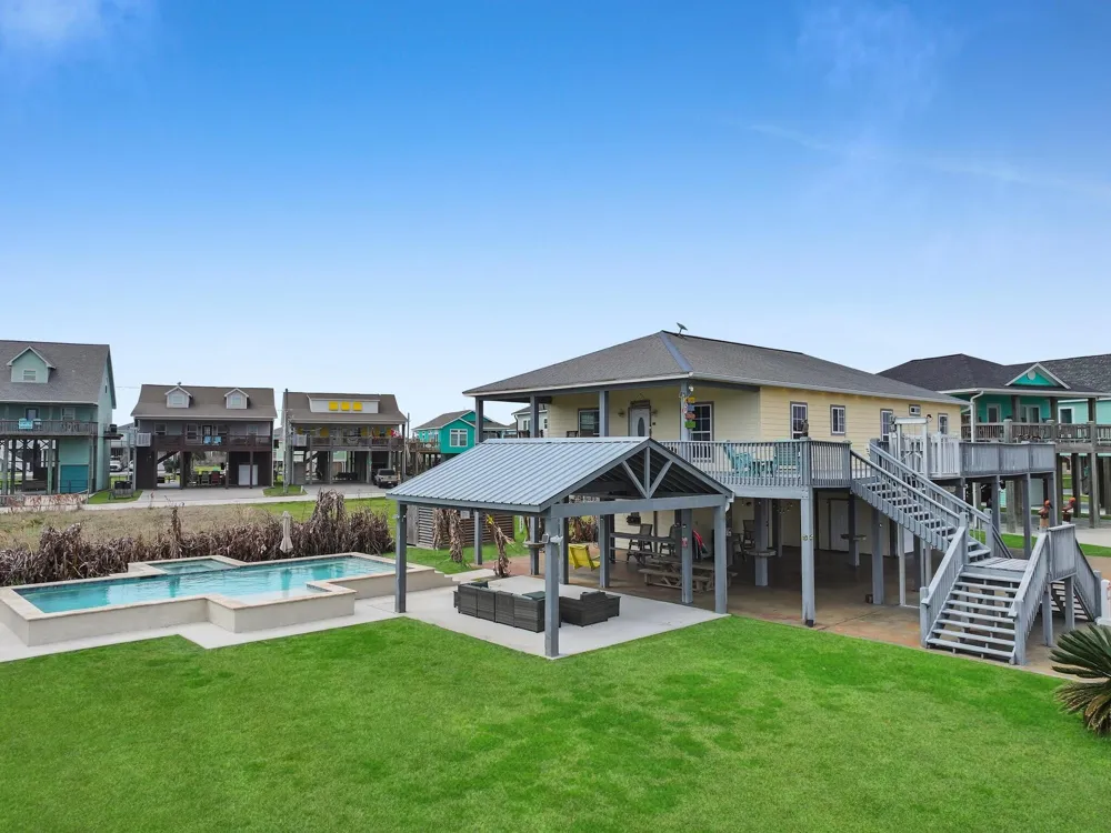 959 Tidelands Drive Port Bolivar, TX 77650