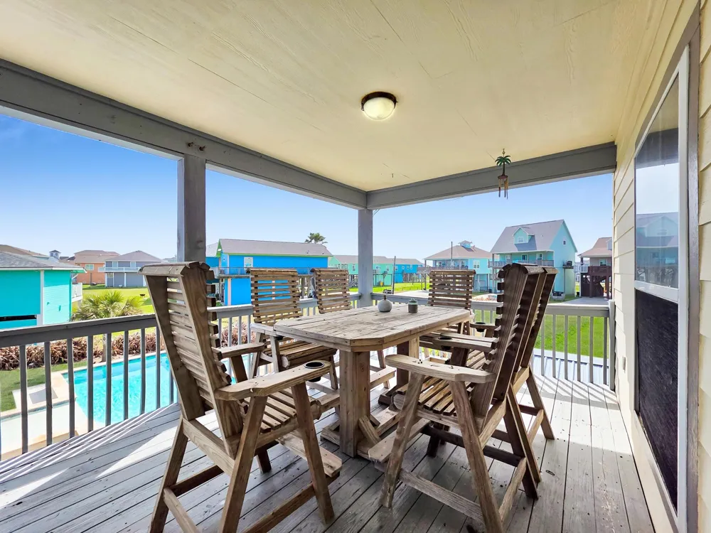 959 Tidelands Drive Port Bolivar, TX 77650