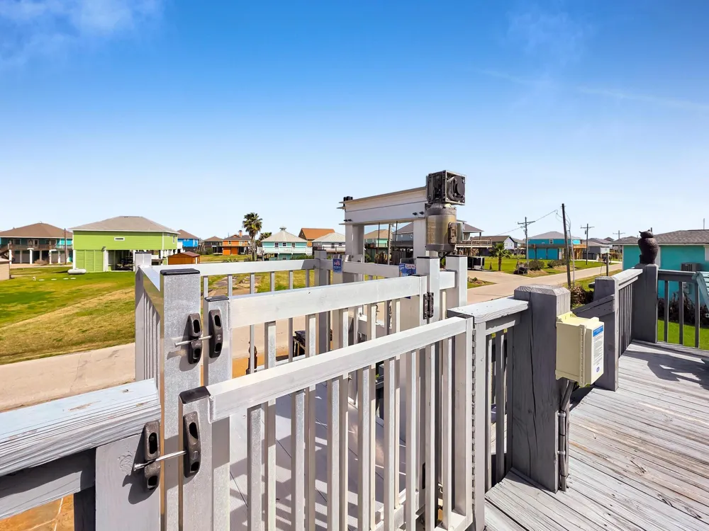959 Tidelands Drive Port Bolivar, TX 77650