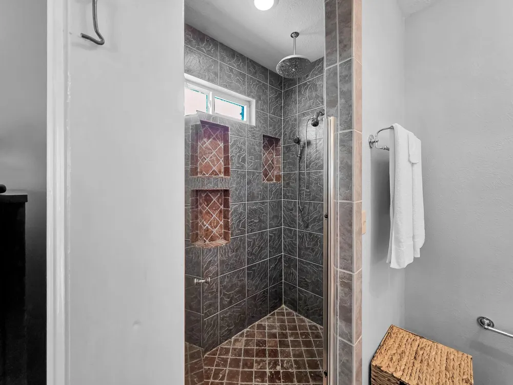 959 Tidelands Drive Port Bolivar, TX 77650