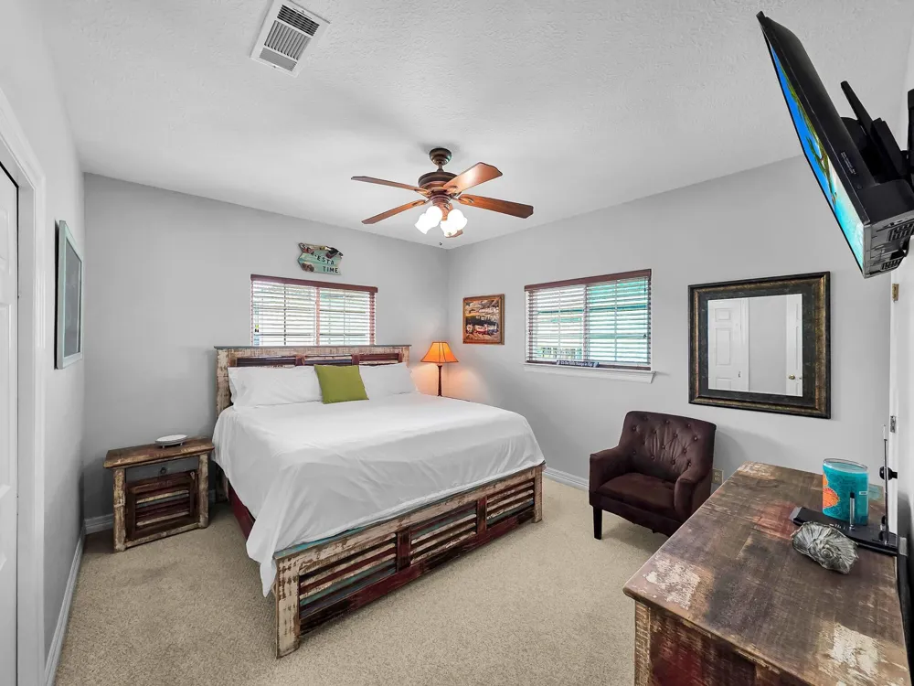 959 Tidelands Drive Port Bolivar, TX 77650