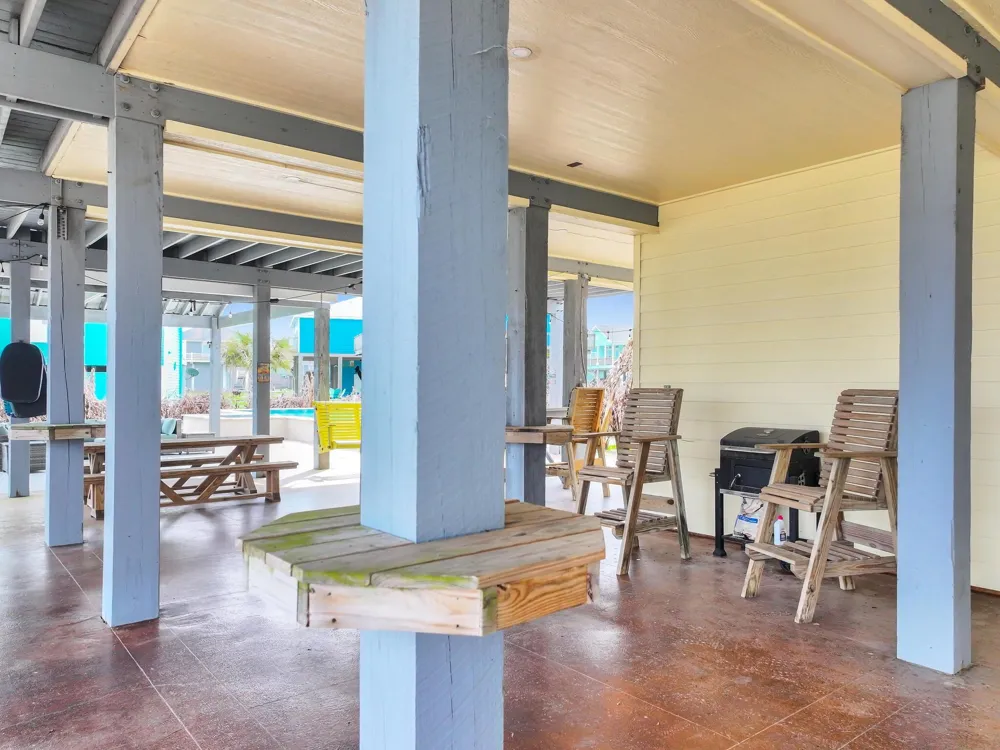 959 Tidelands Drive Port Bolivar, TX 77650