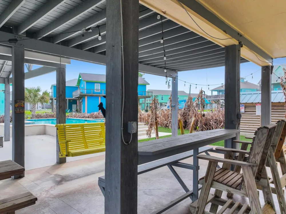 959 Tidelands Drive Port Bolivar, TX 77650