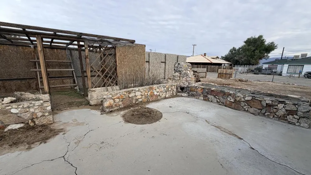 82962 Panamint Avenue Trona, CA 93562