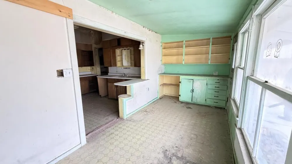 82962 Panamint Avenue Trona, CA 93562