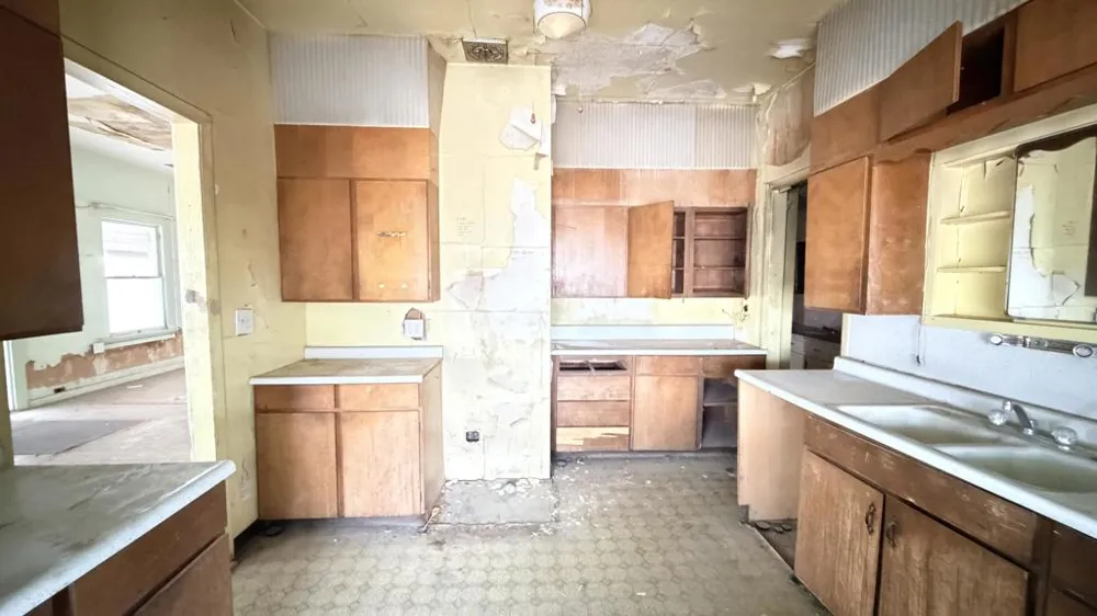 82962 Panamint Avenue Trona, CA 93562