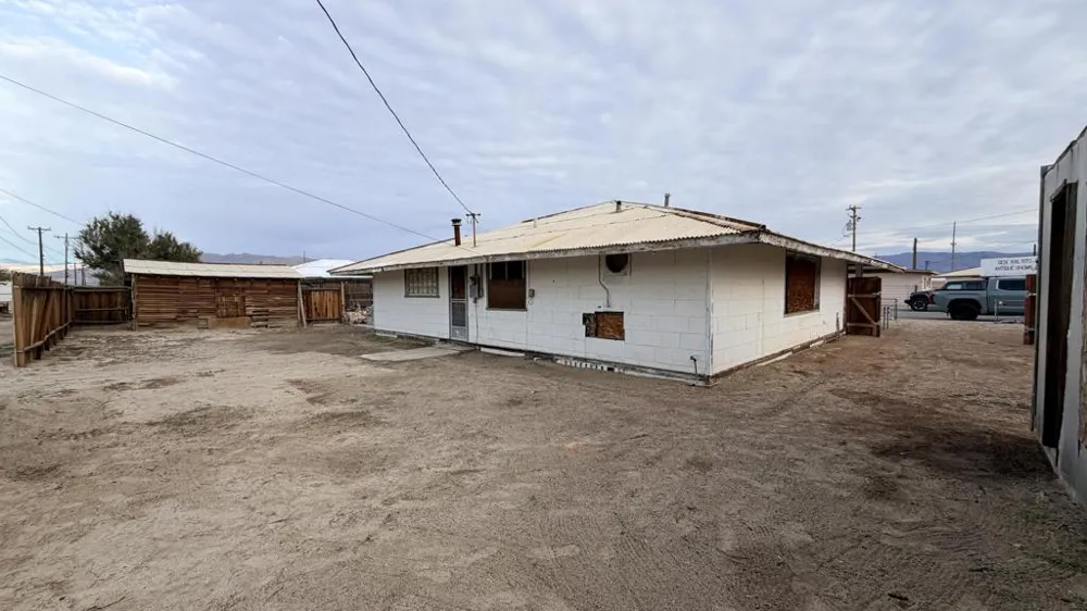82962 Panamint Avenue Trona, CA 93562