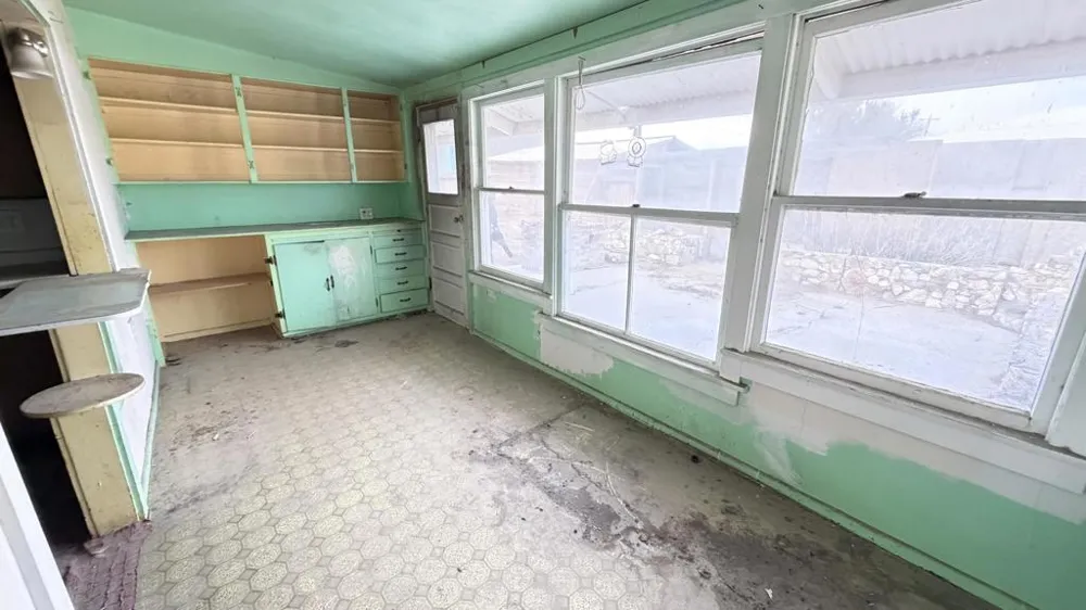 82962 Panamint Avenue Trona, CA 93562