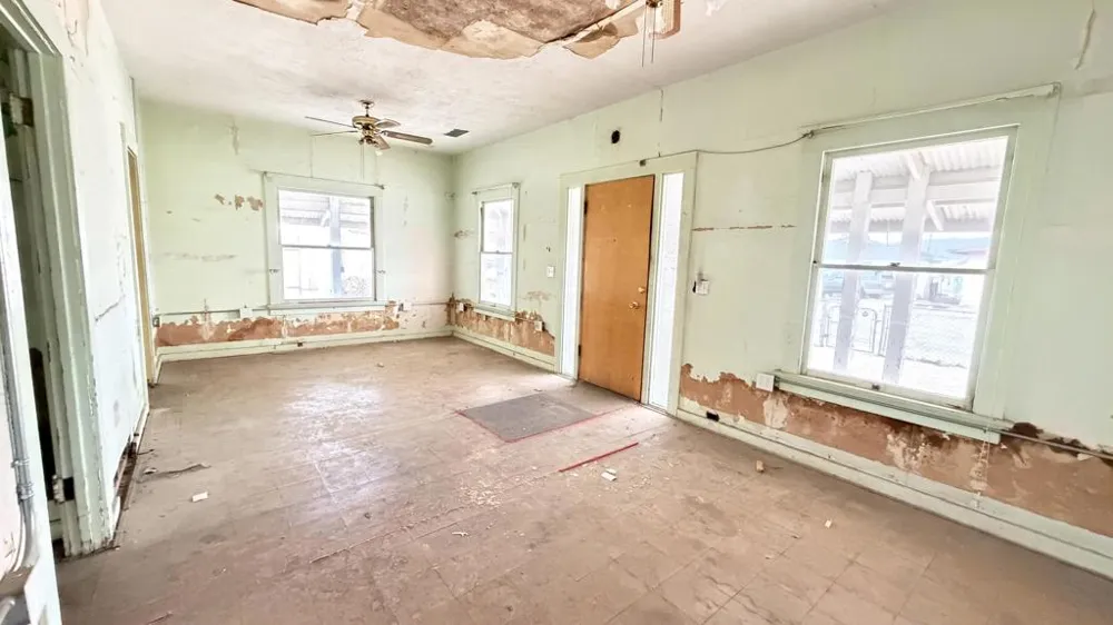 82962 Panamint Avenue Trona, CA 93562