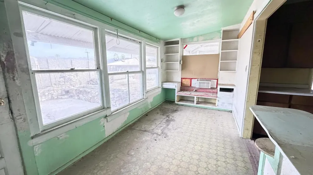 82962 Panamint Avenue Trona, CA 93562