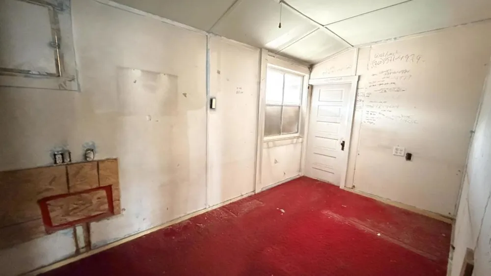 82962 Panamint Avenue Trona, CA 93562