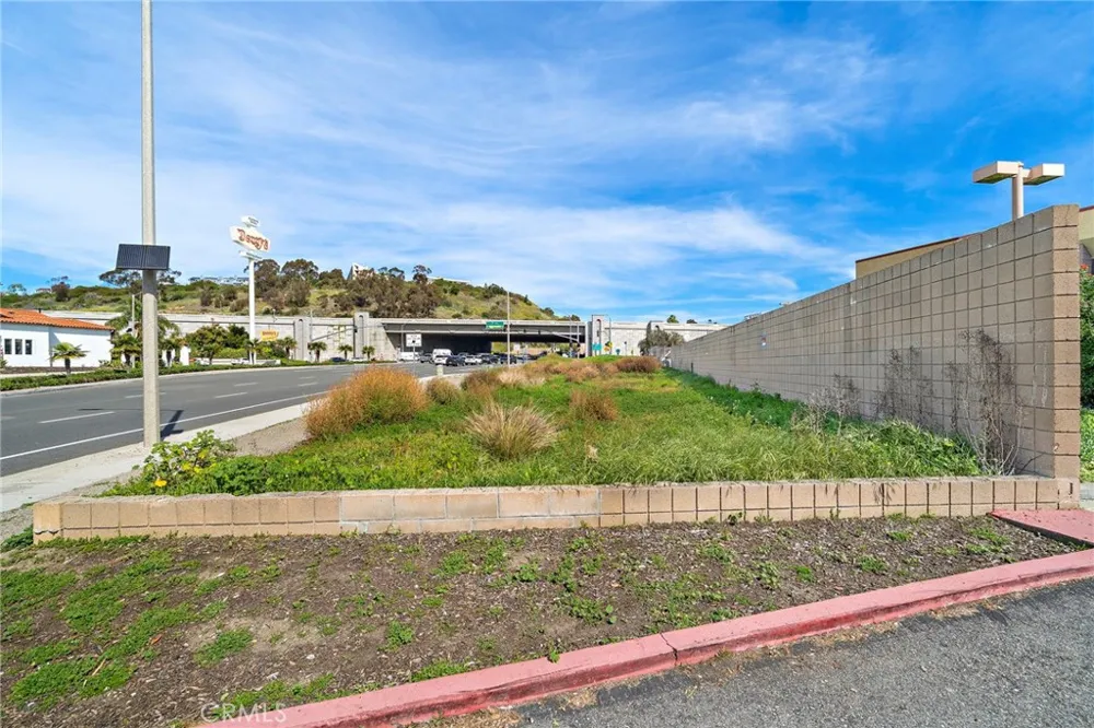 524 E Avenida Pico San Clemente, CA 92672