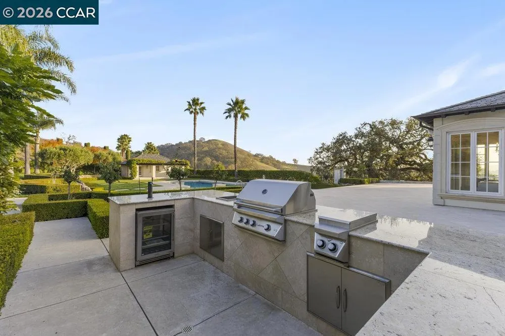 10 Serenity Ln Alamo, CA 94507
