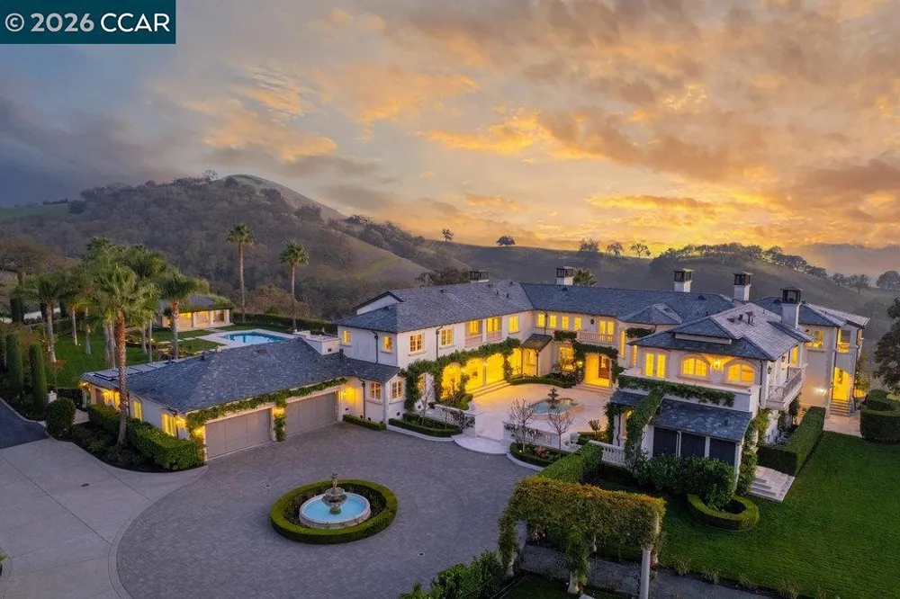 10 Serenity Ln Alamo, CA 94507